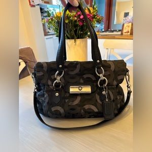 Coach Sig. C logo Bag. Black Soft linen exterior, blue silk lined. Hand/shoulder